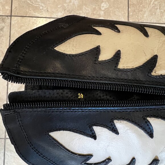 Omoda Black/White Cowboy Boot - Picture 5 of 5
